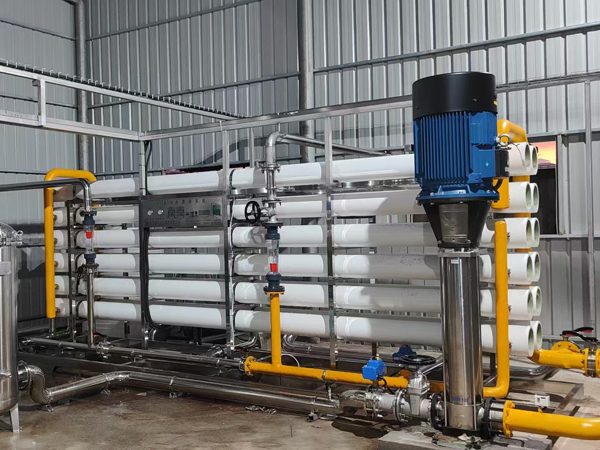 反滲透設(shè)備中產(chǎn)水背壓?jiǎn)栴}